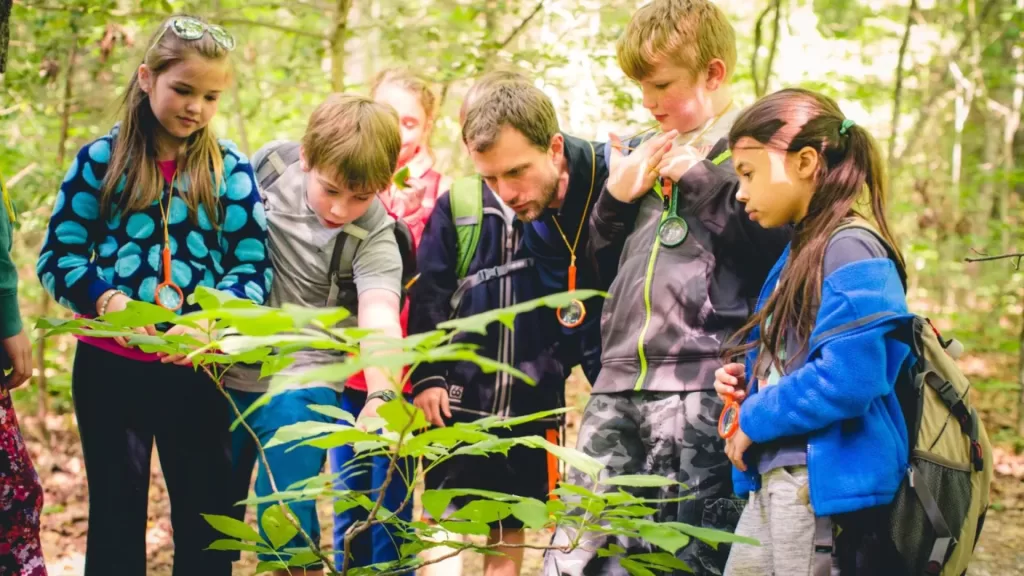 During Plants & Terrestrial Ecosystems programs, students become botanists.